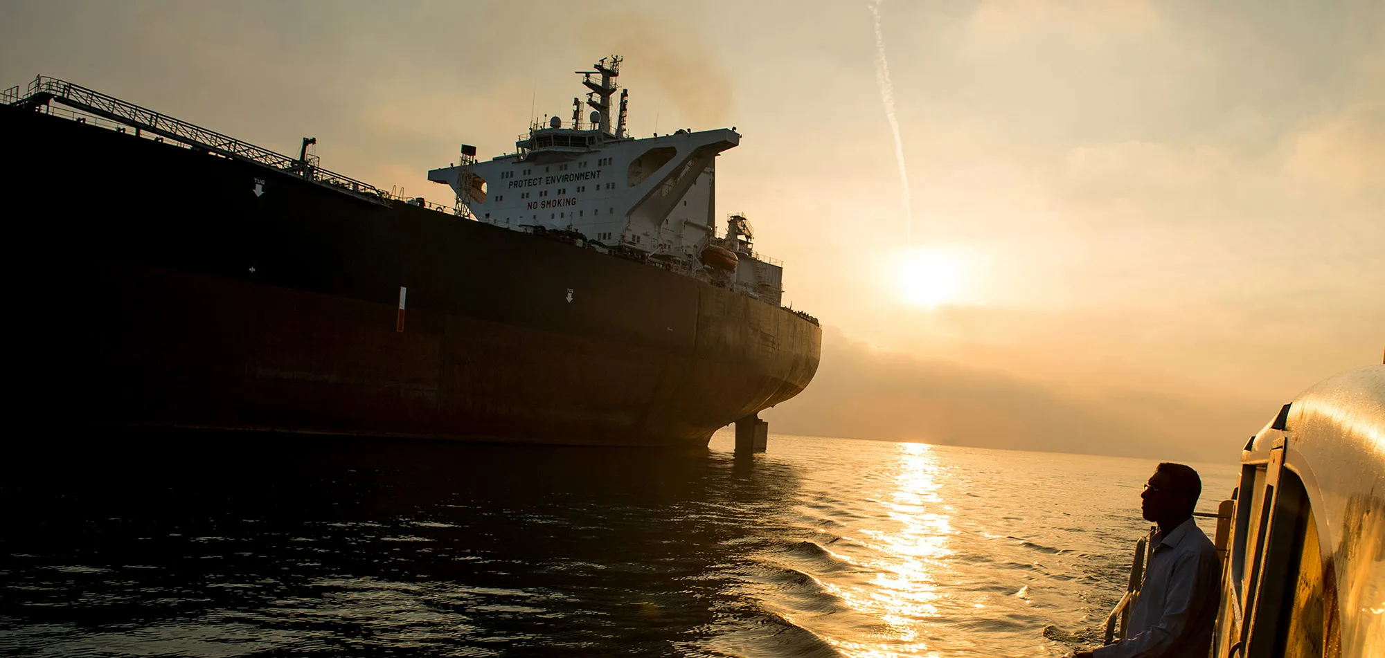 oil tankers social large lede