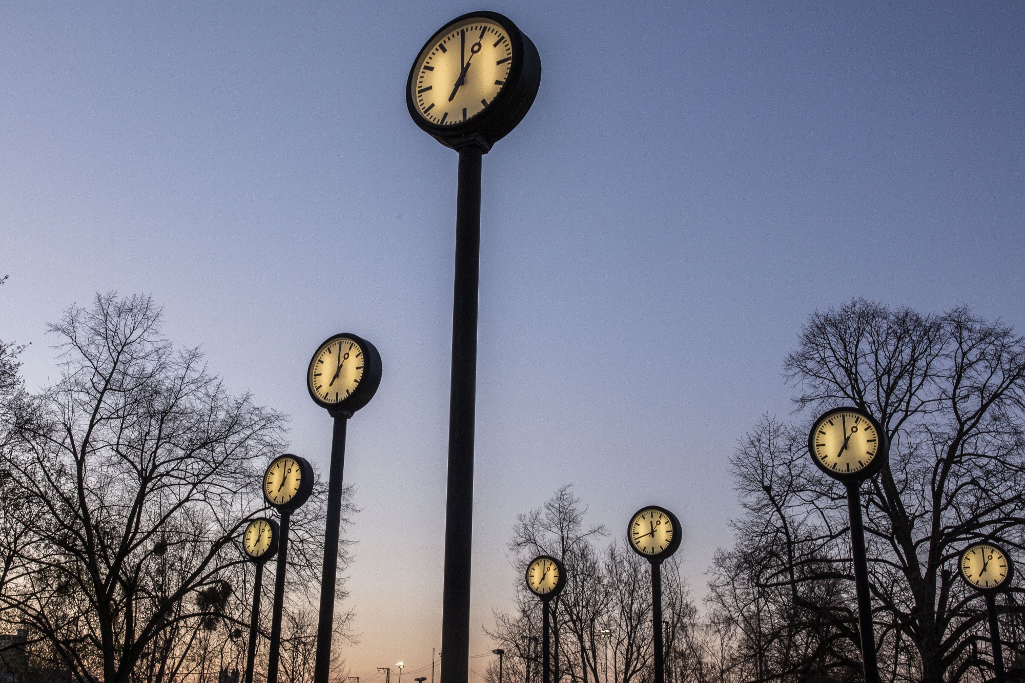Bill to Make Daylight Saving Permanent Re-emerges From the Dark - The New  York Times