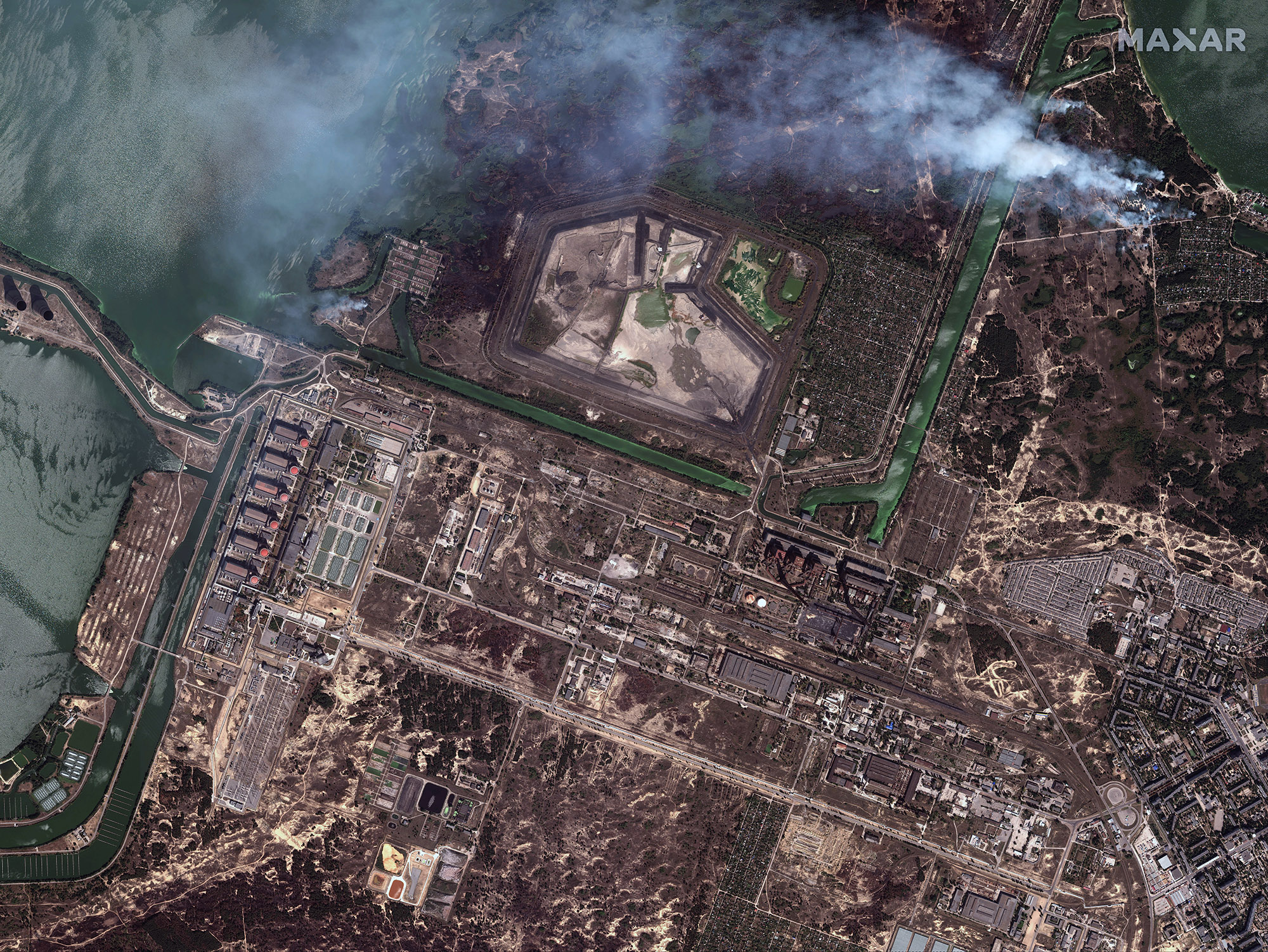 Bush fires outside of the main power plant facilities at the Zaporizhzhia nuclear plant.