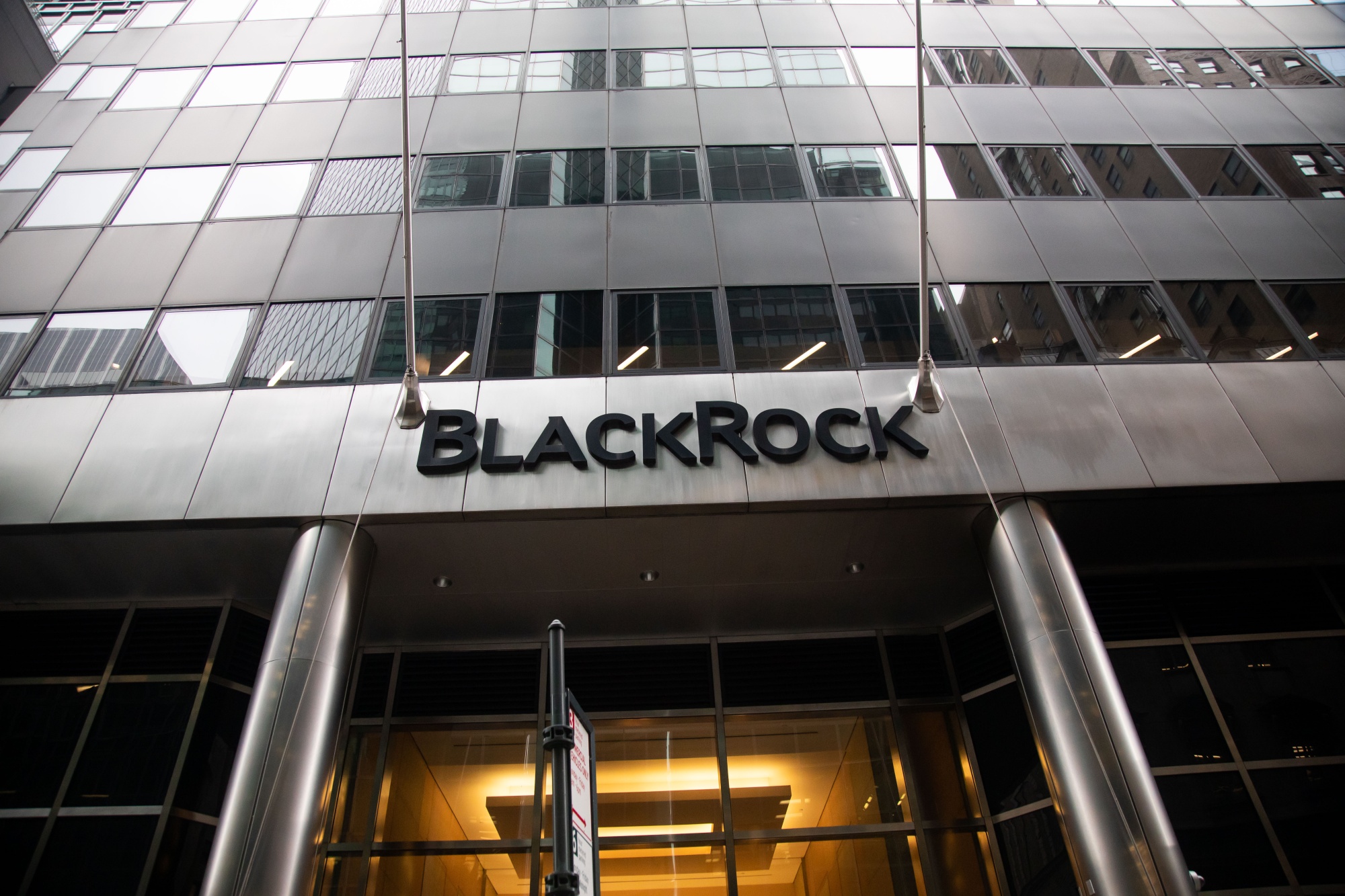 BlackRock To Sell 114 Billion Of Failed Banks Securities Bloomberg    1x 1 