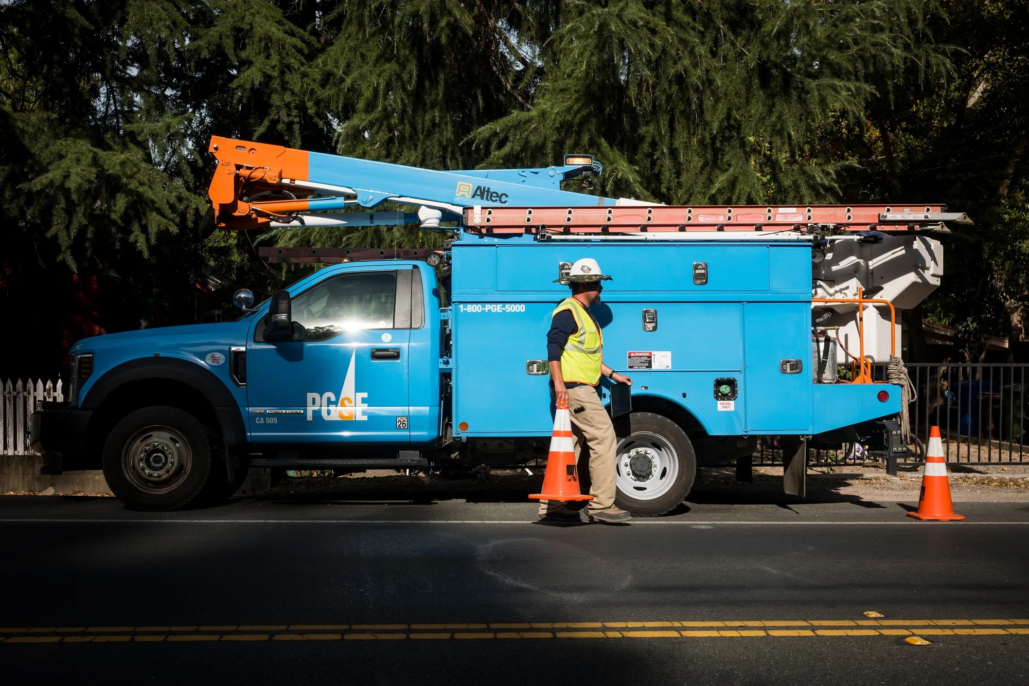 Half A Million Californians Lose Power As Big Blaze Rages