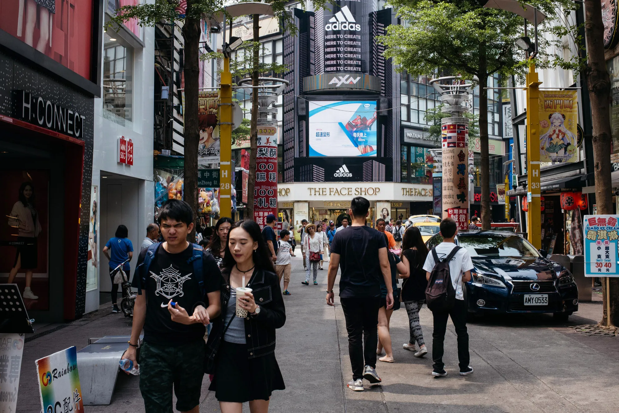Views Of Shoppers As Taiwan Releases CPI Figures