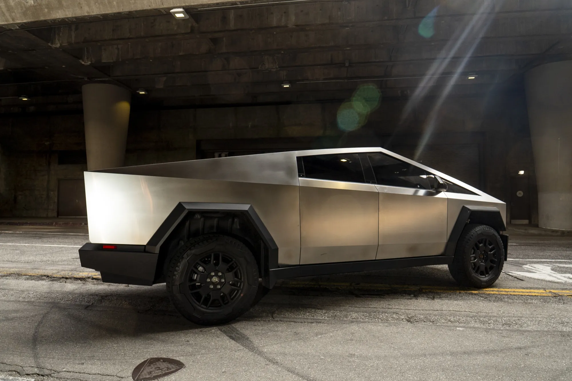 A Tesla Cybertruck&nbsp;in Los Angeles.