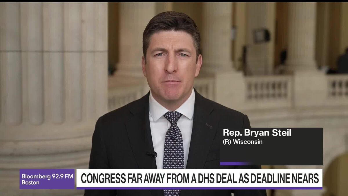 House Rule Vote Delayed as GOP Threatens Revolt on Tariffs