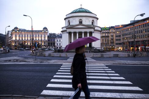 Draghi to Clear Path for Belka as PineBridge Buys