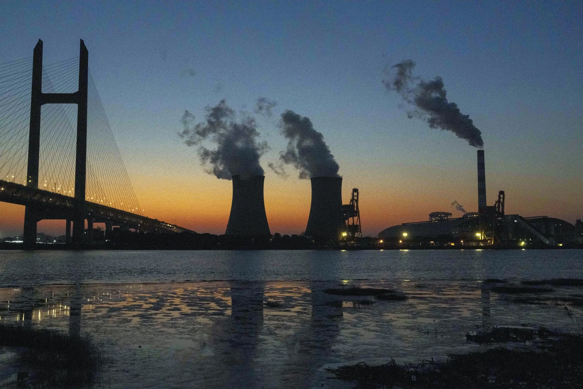 China needs to try harder to curb emissions.