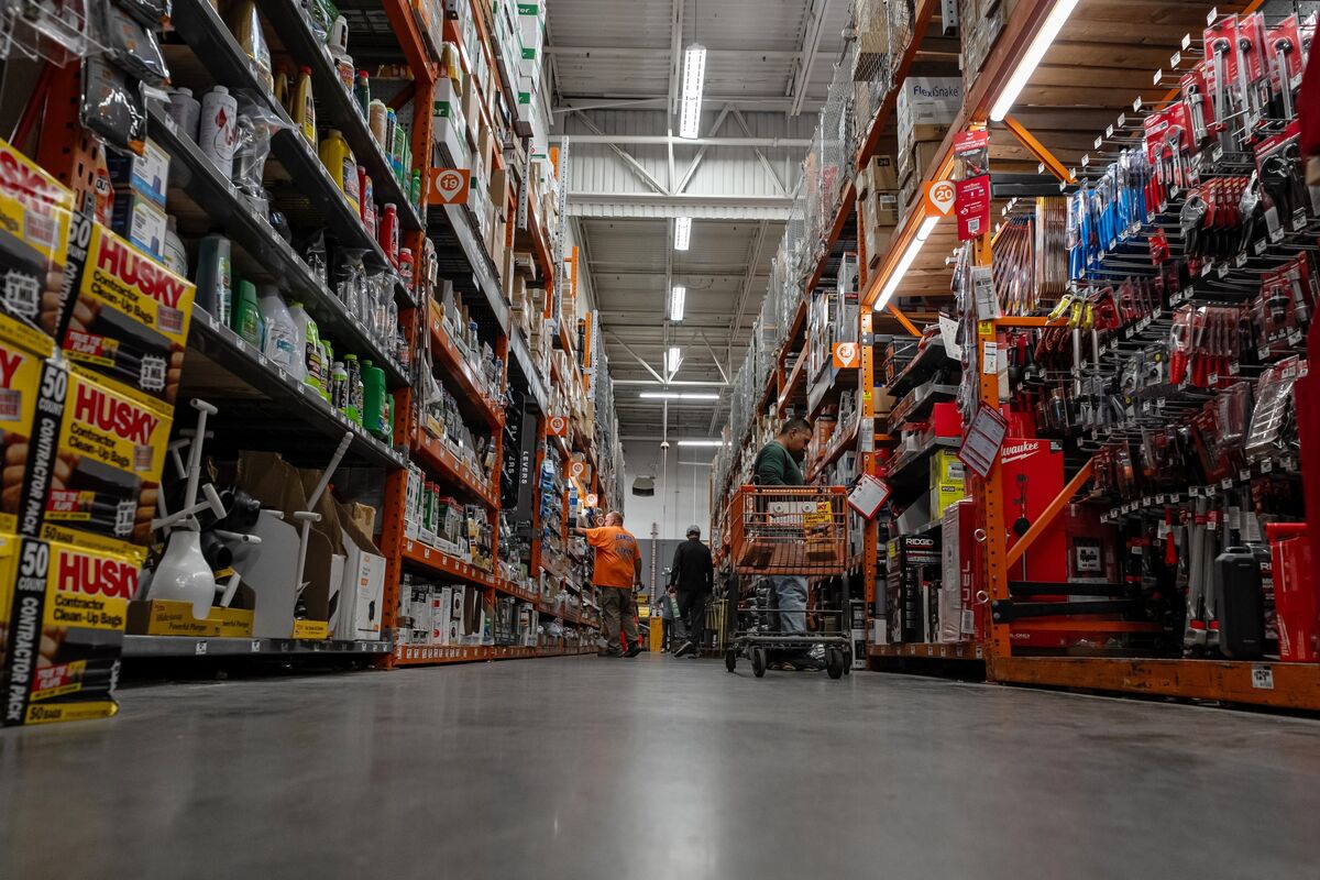 bloomberg.com - Tracy Alloway - The Rise of Organized Retail Crime at Big Box Stores
