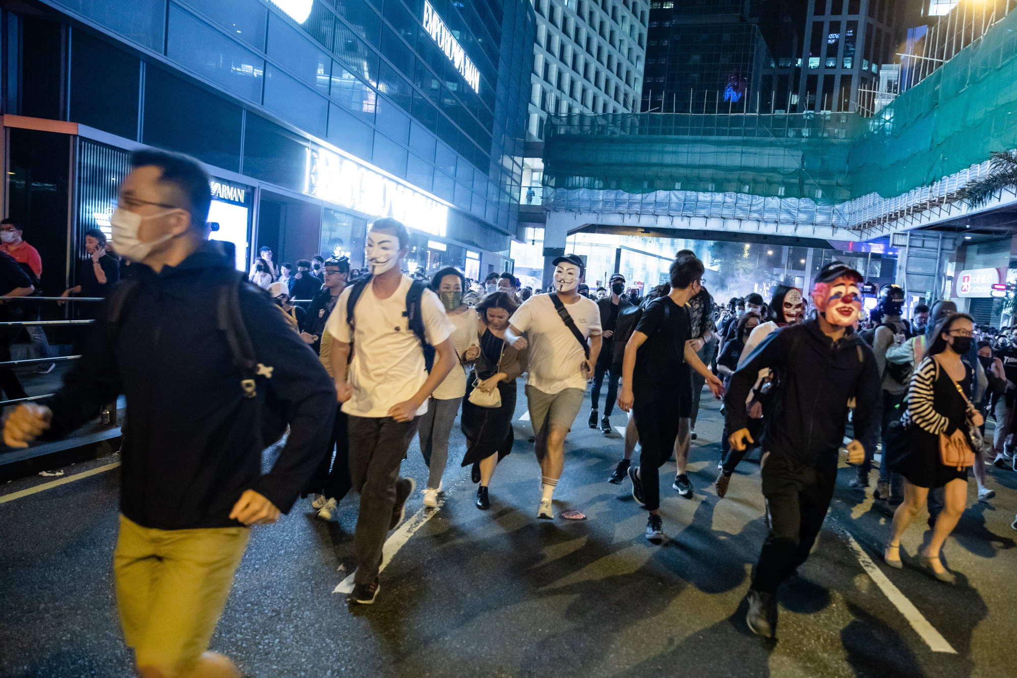 Hong Kong Halloween Protest Mixes With Parties in Lan Kwai Fong Bloomberg