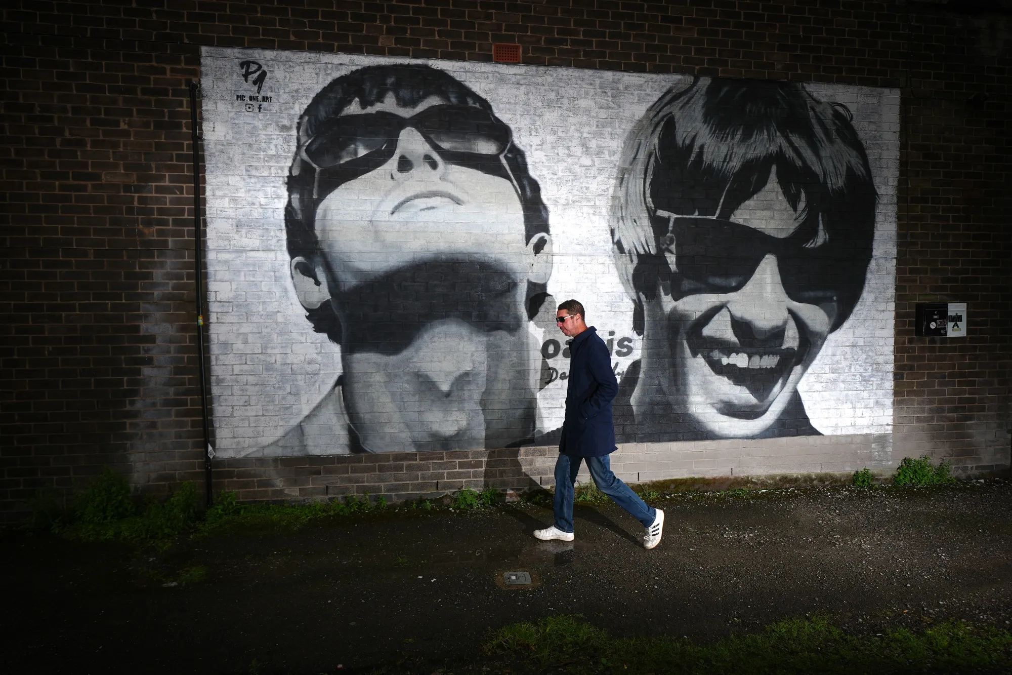 A mural depicting Liam and Noel Gallagher&nbsp;in Manchester, England, on Aug. 28.