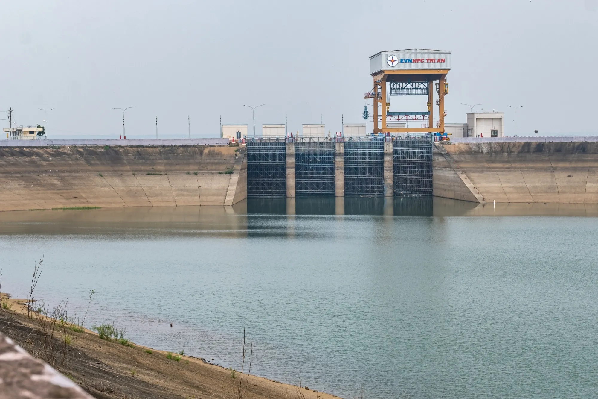 The Tri An hydropower plant and the low water levels in Vinh Cuu, Dong Nai Province, Vietnam.