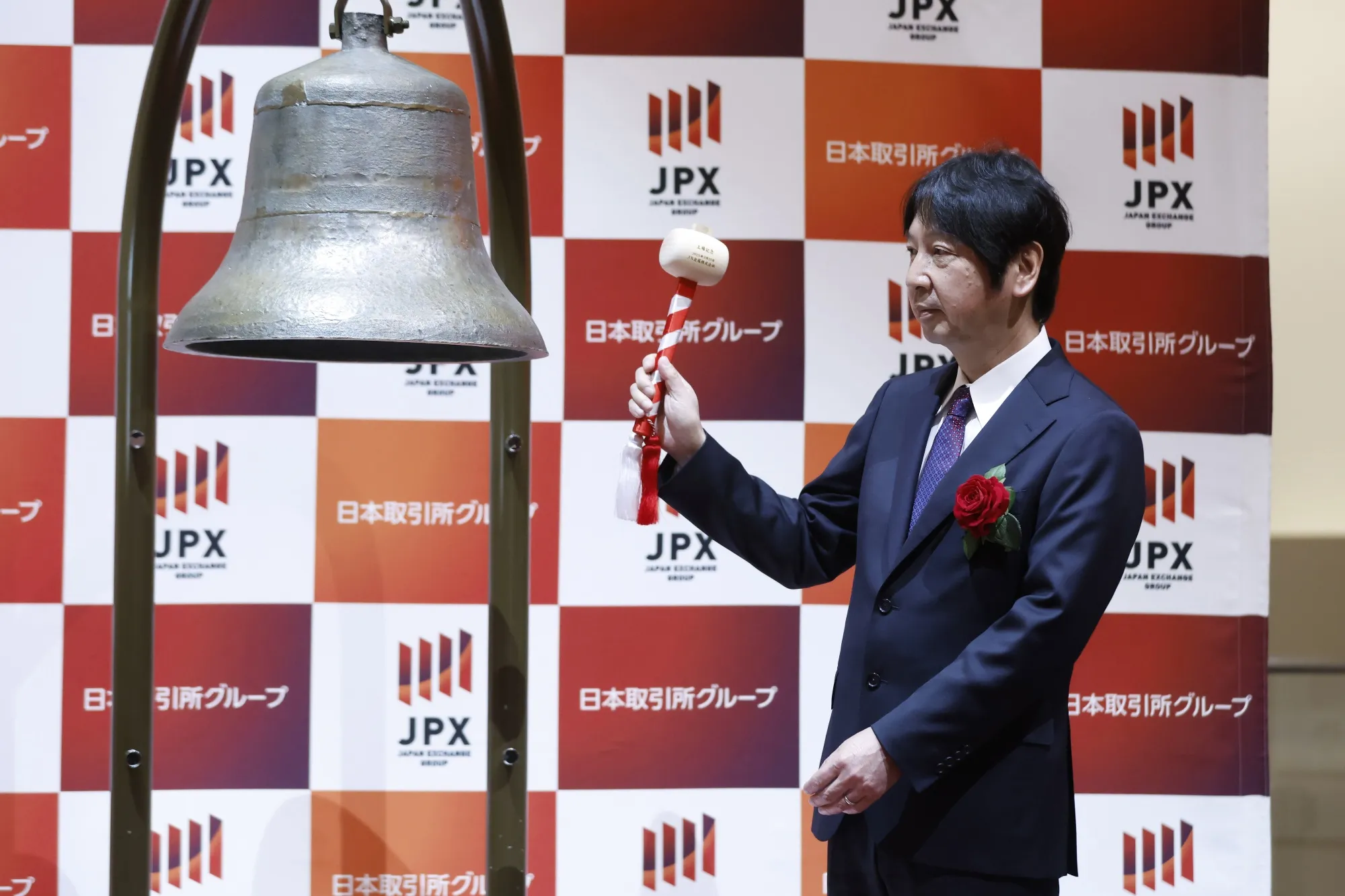 ＩＰＯ予備軍を勇気づけたＪＸ金属上場、低い発射台奏功で株価好調 - Bloomberg