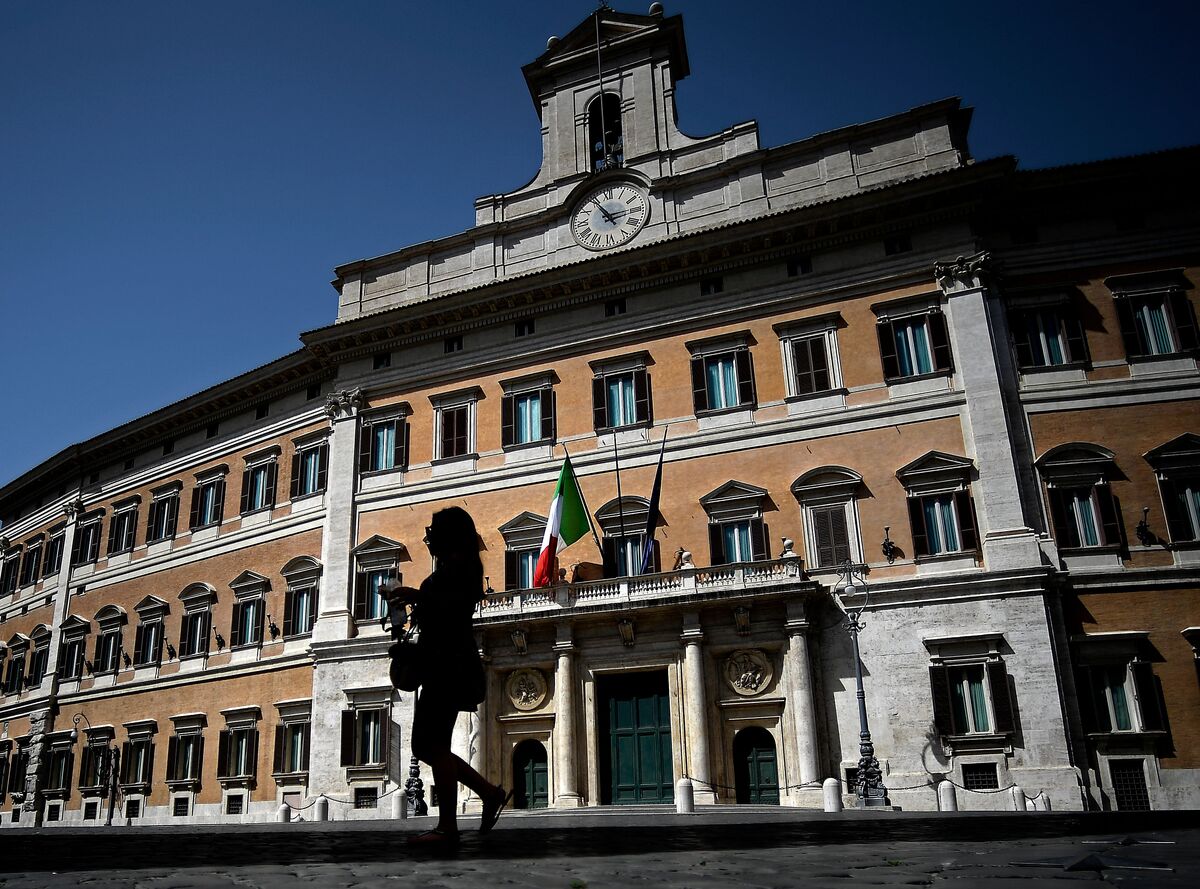 Italy Government Braces For Upheaval After Five Star Defections - Bloomberg