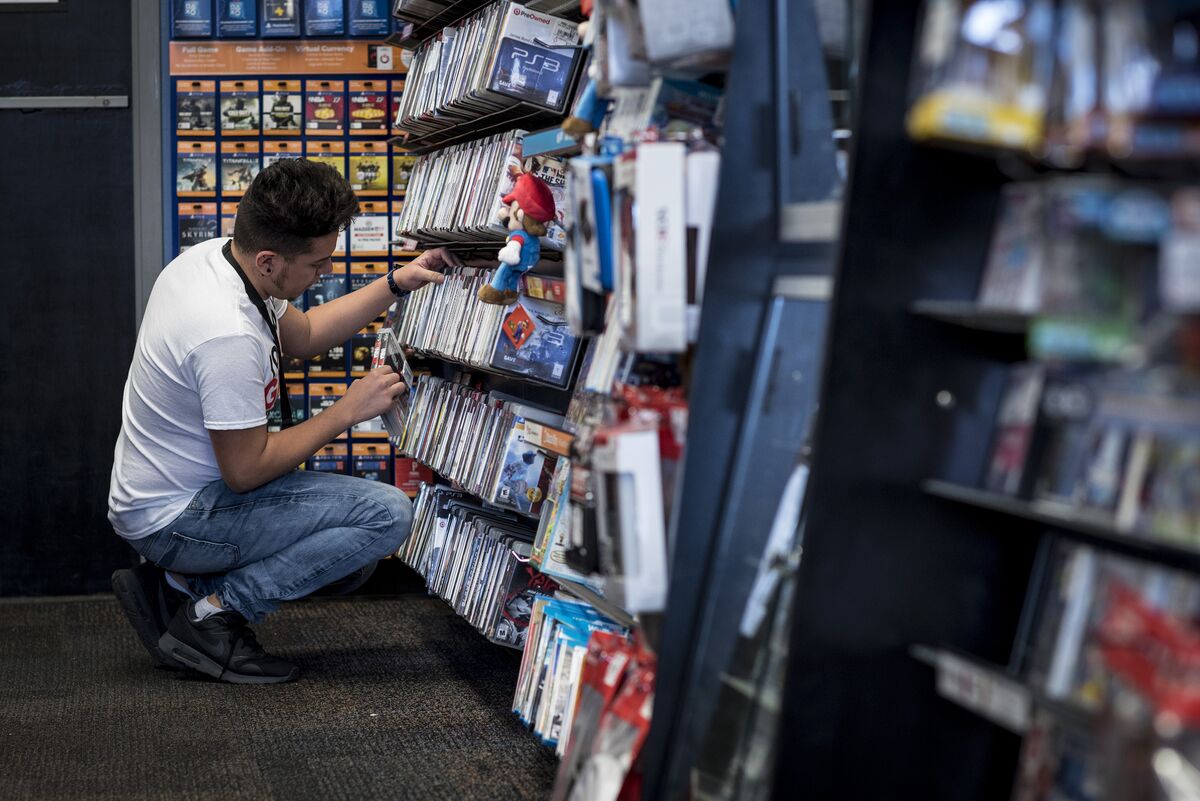 GameStop CEO Says Physical Video-Game Sales Are ‘Irrelevant’ to Business