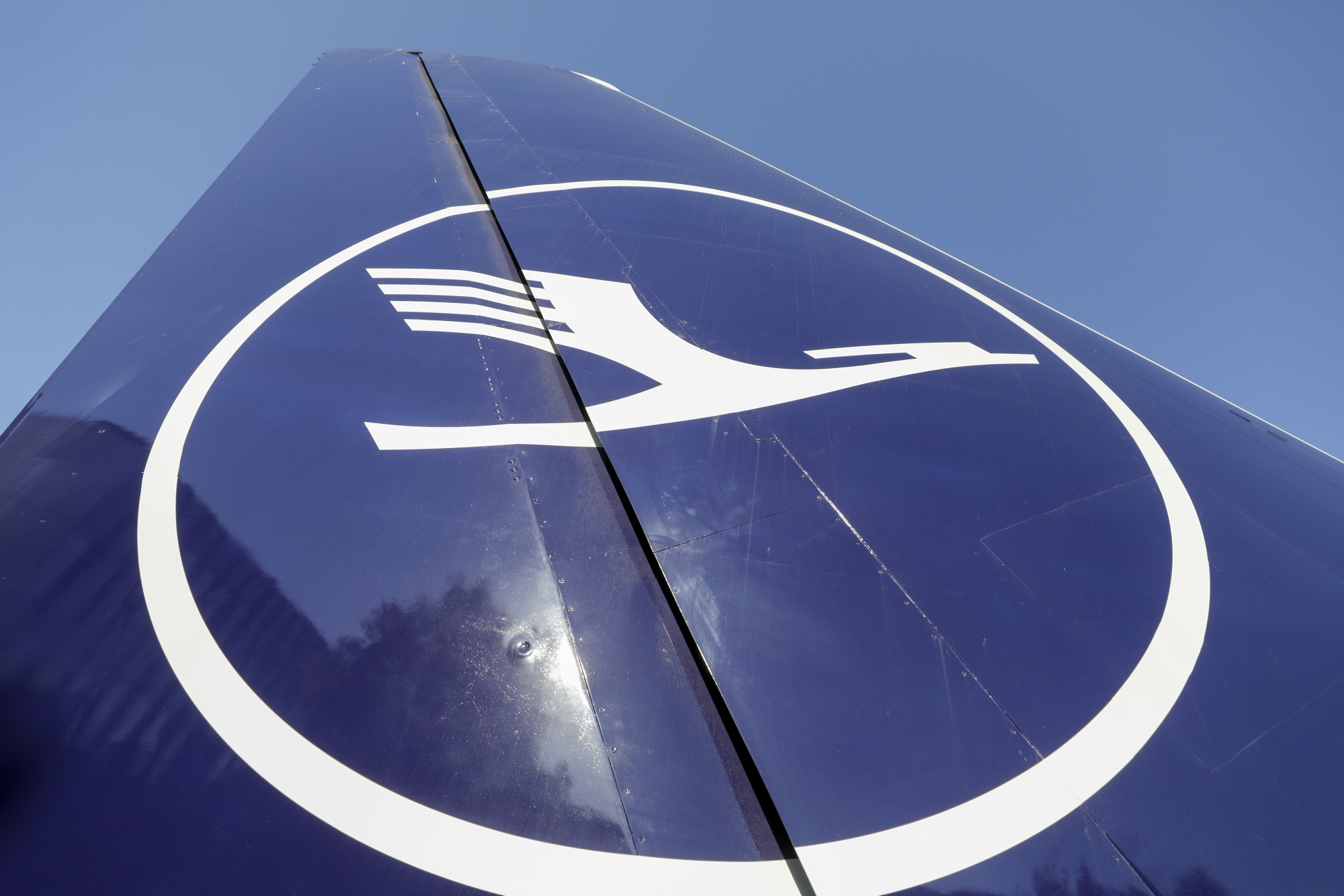 German cartel office: Lufthansa must not end co-operation deals