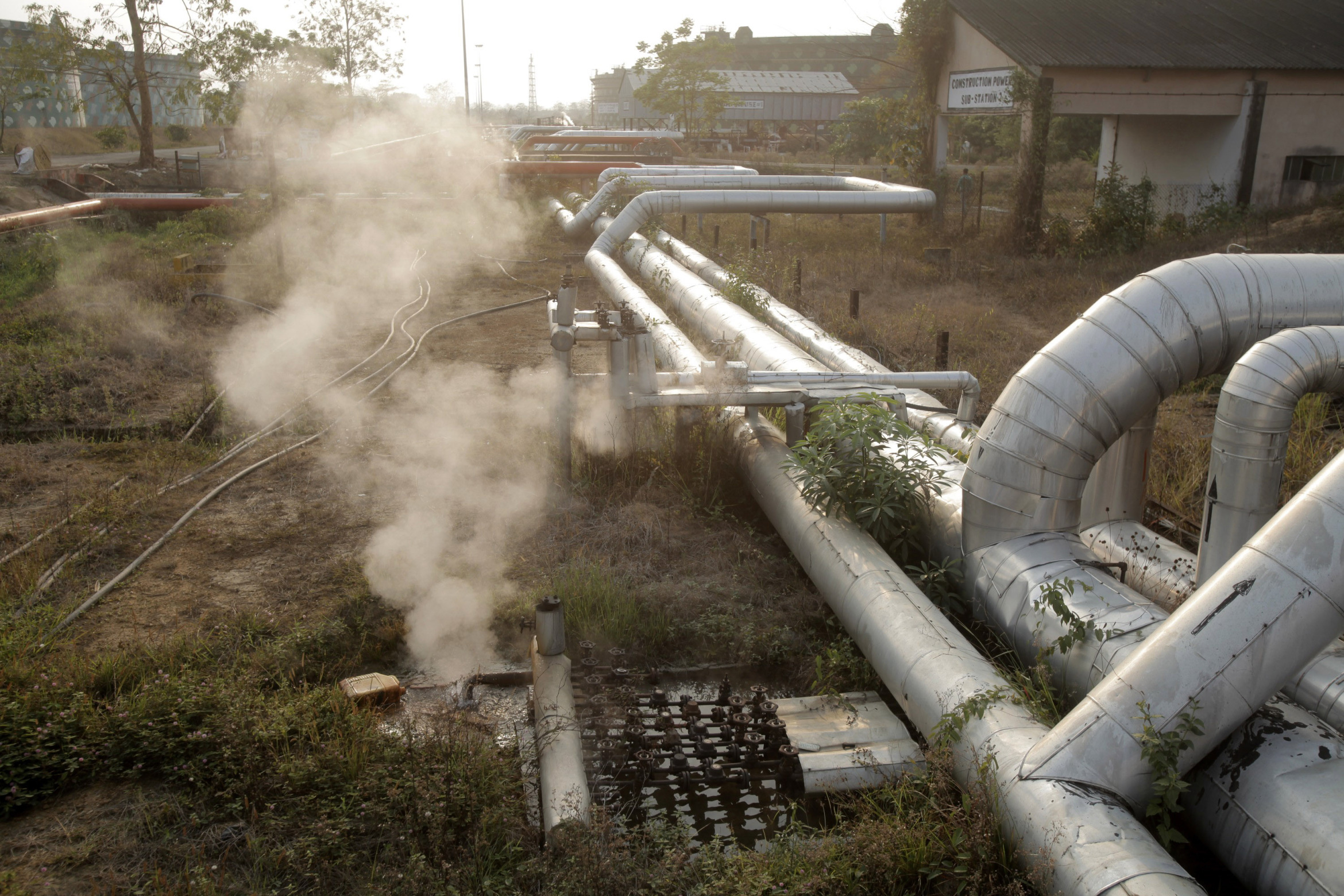 Flagship Russian Oil Sinks in China After India Buyers Pull Back