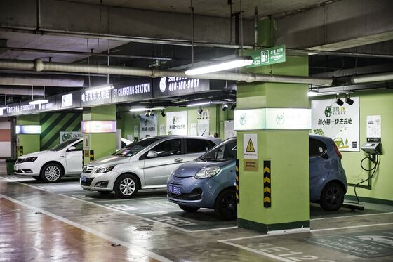 China Considers Cutting Electric-Car Subsidies Again