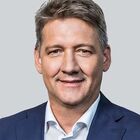 Headshot of Dr Gernot Doellner