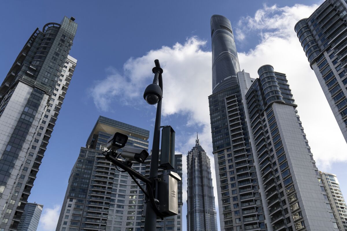 bloomberg.com - Shanghai Starts New Round of Property Easing After Economy Slows