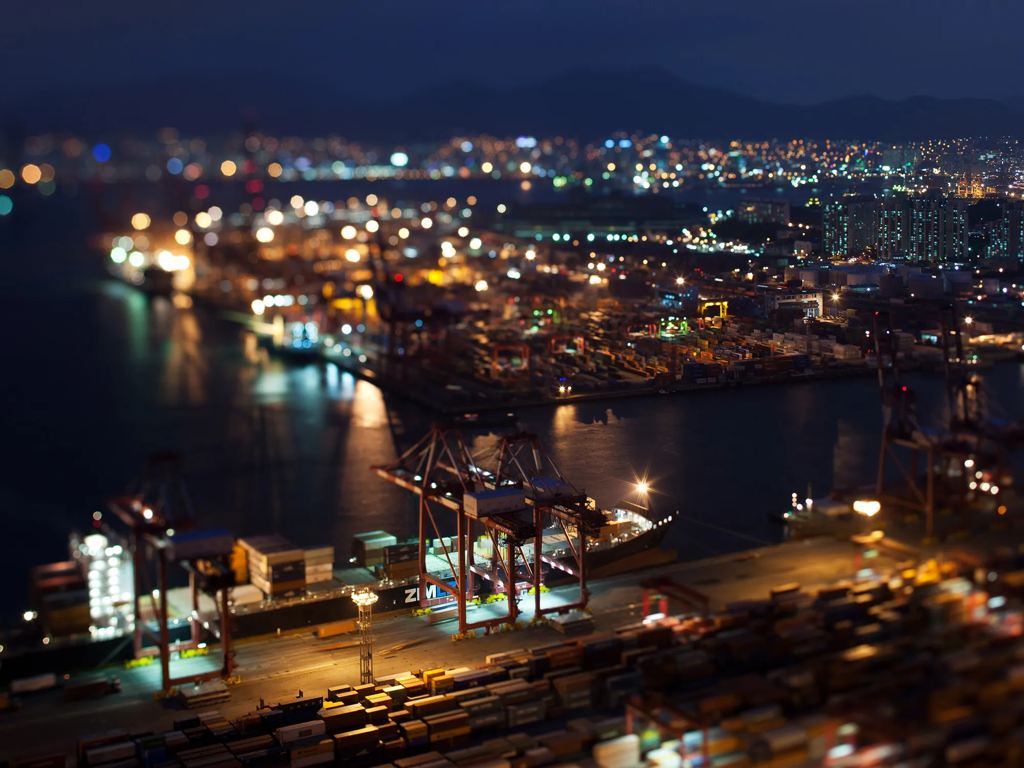 trade shipping port
