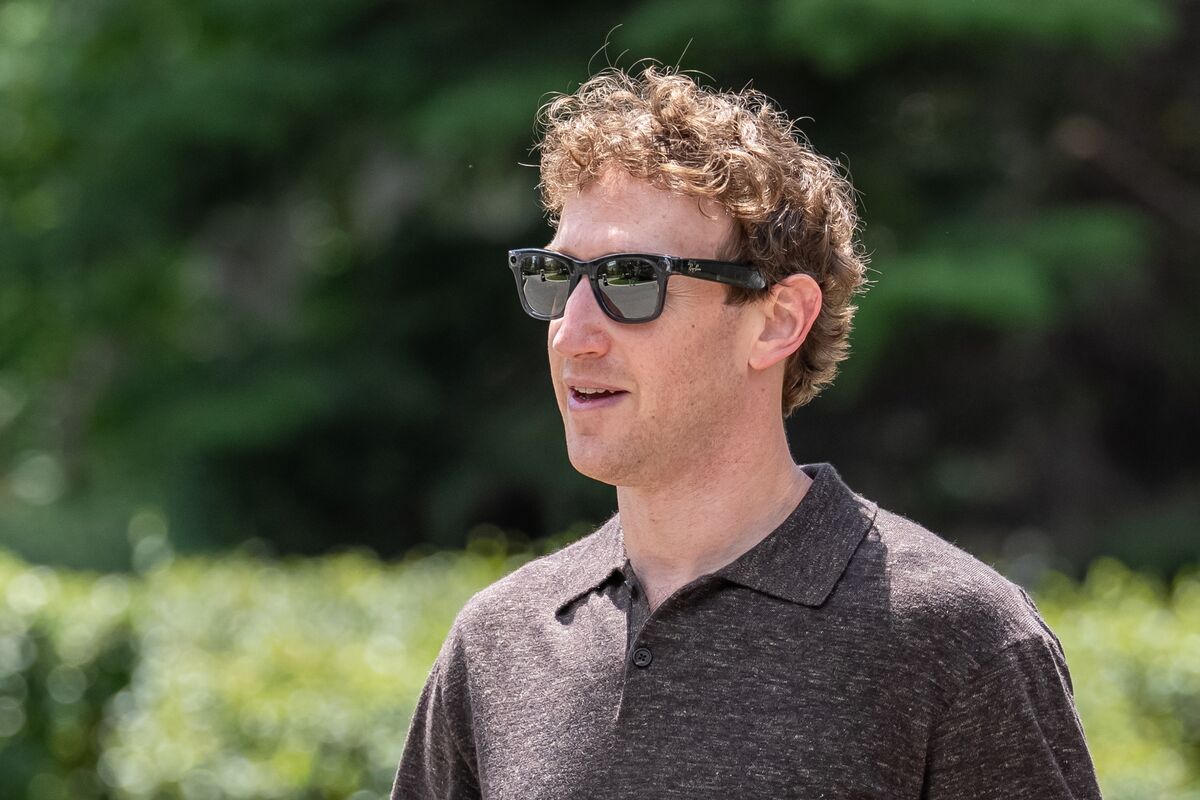 Can Mark Zuckerberg Make Us Root for Mark Zuckerberg?