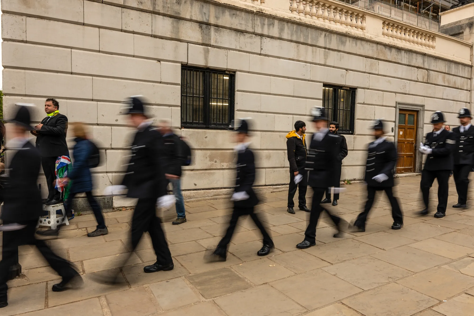 London Police Report Finds Systemic Racism and Misogyny - Bloomberg
