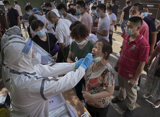 China Faces Balancing Act as Beijing Outbreak Grows to 130