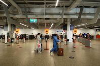 China's Building Boom Splits Australia Into Two-Speed Economy