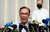 3月16日,安瓦尔·易卜拉欣(Anwar Ibrahim)在八打灵再也(Petaling Jaya)向媒体发表讲话。