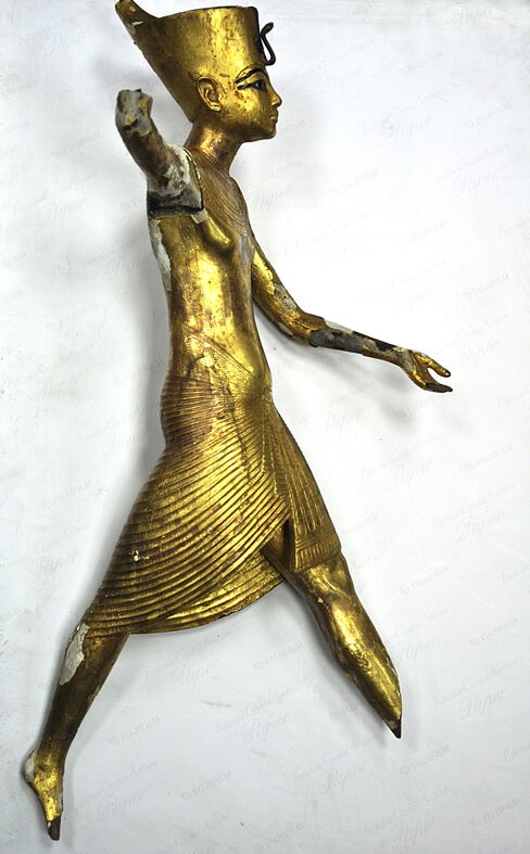 Tutankhamun Statue