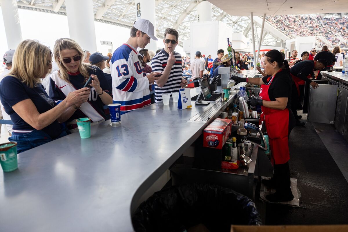 US Business Activity Picks Up on World Cup, July 4 Spending