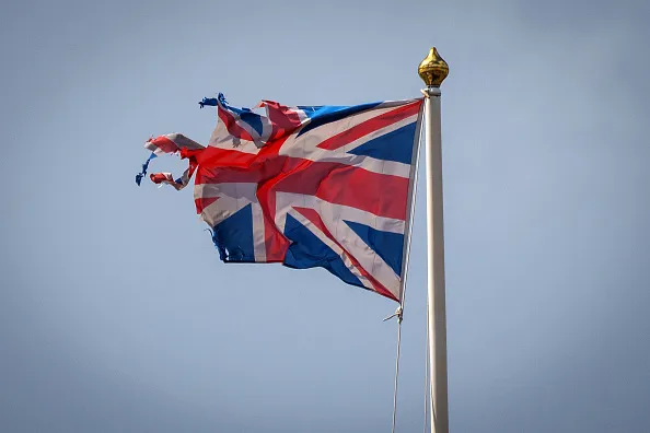 The UK bond market is in tatters.&nbsp;