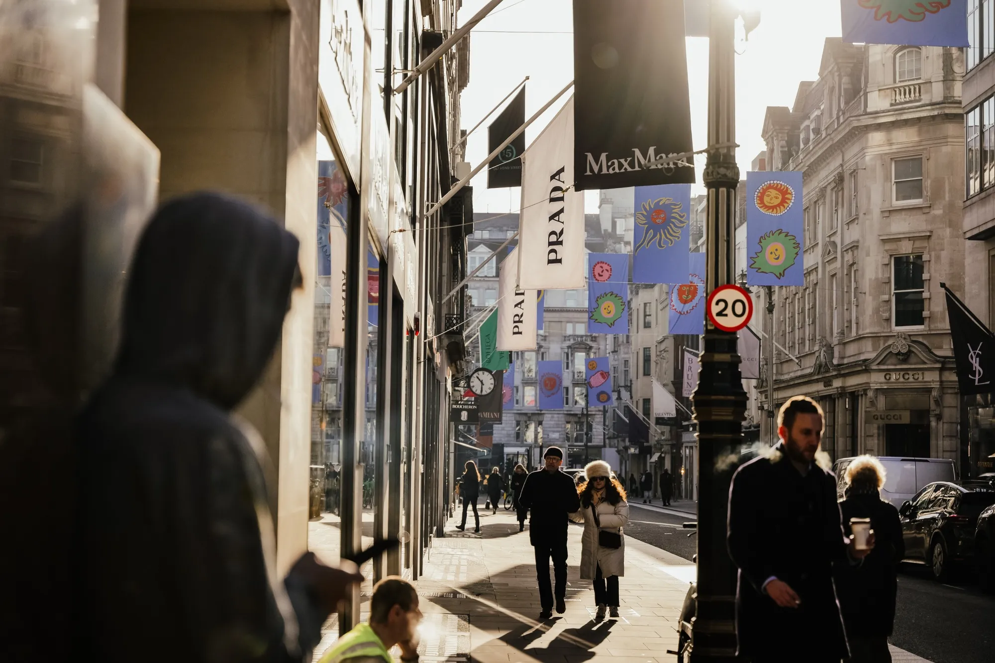 Shoppers&nbsp;along Old Bond Street in London, earlier in January.&nbsp;