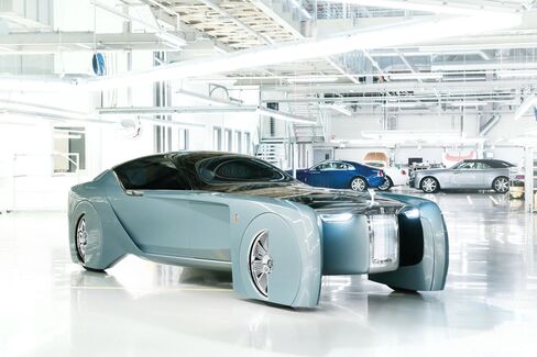 Rolls-Royce introduced the Vision Next 100 to press and VIPs in London.