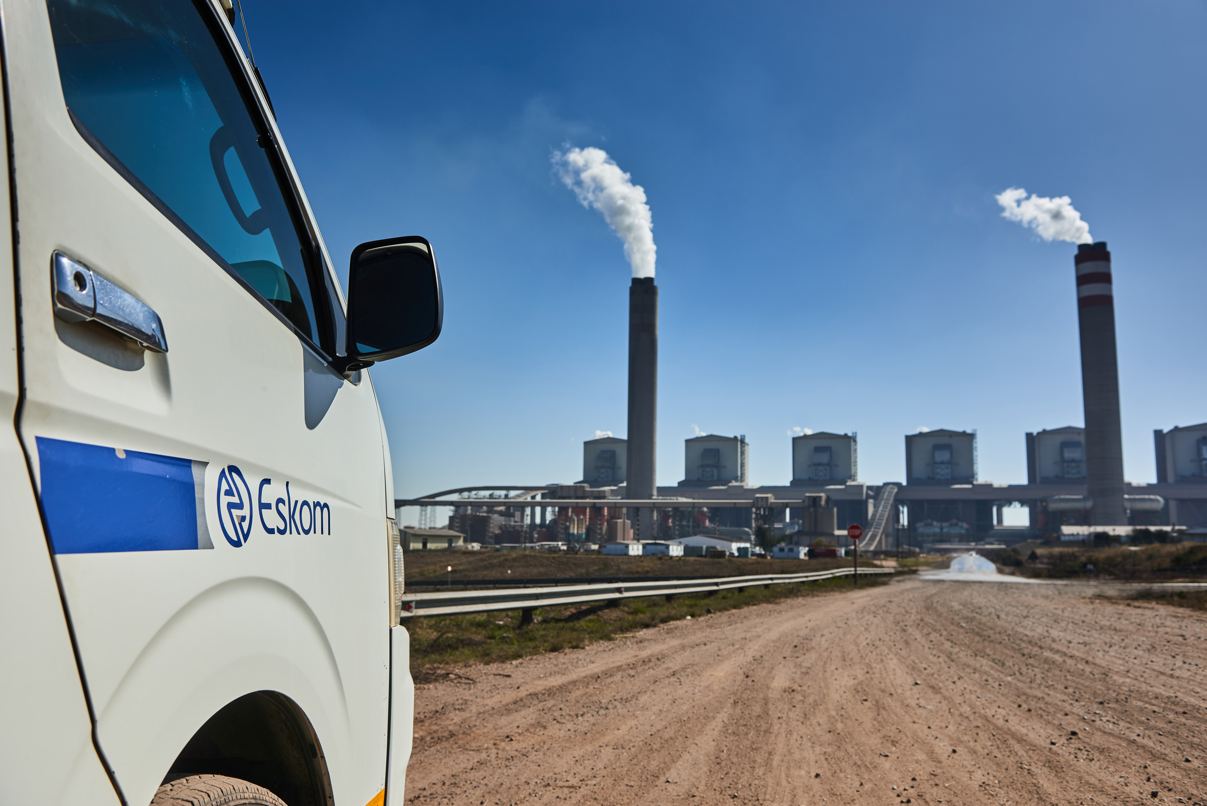 The National Union of Mineworkers&nbsp;wants more talks on plans to split Eskom into generation, transmission and distribution units.