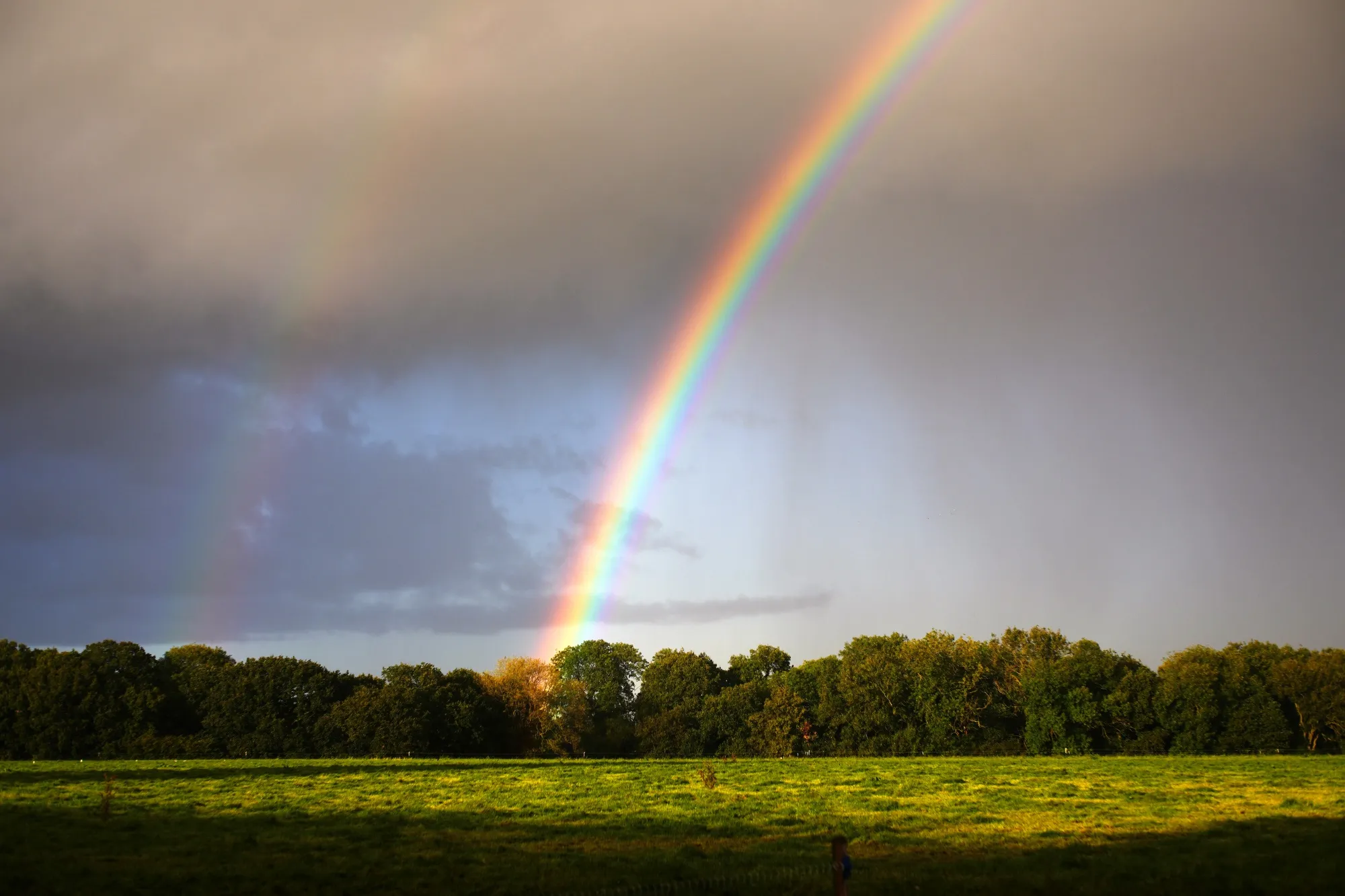 Thunder, Lightning and Hail Strike the UK in Dramatic End to Summer ...
