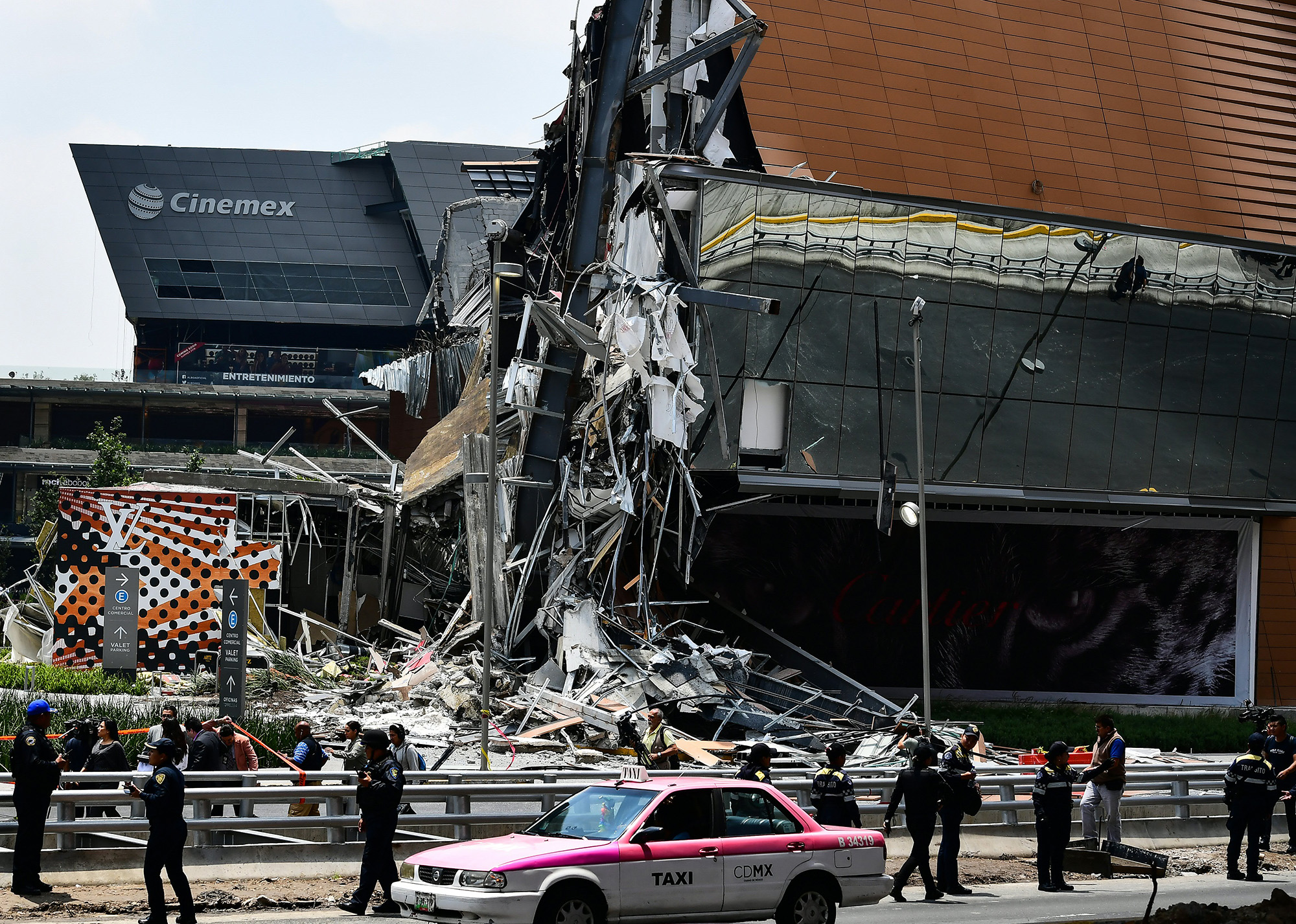 Newly Opened Mall Collapses Instantaneously Due to Structural Failure
