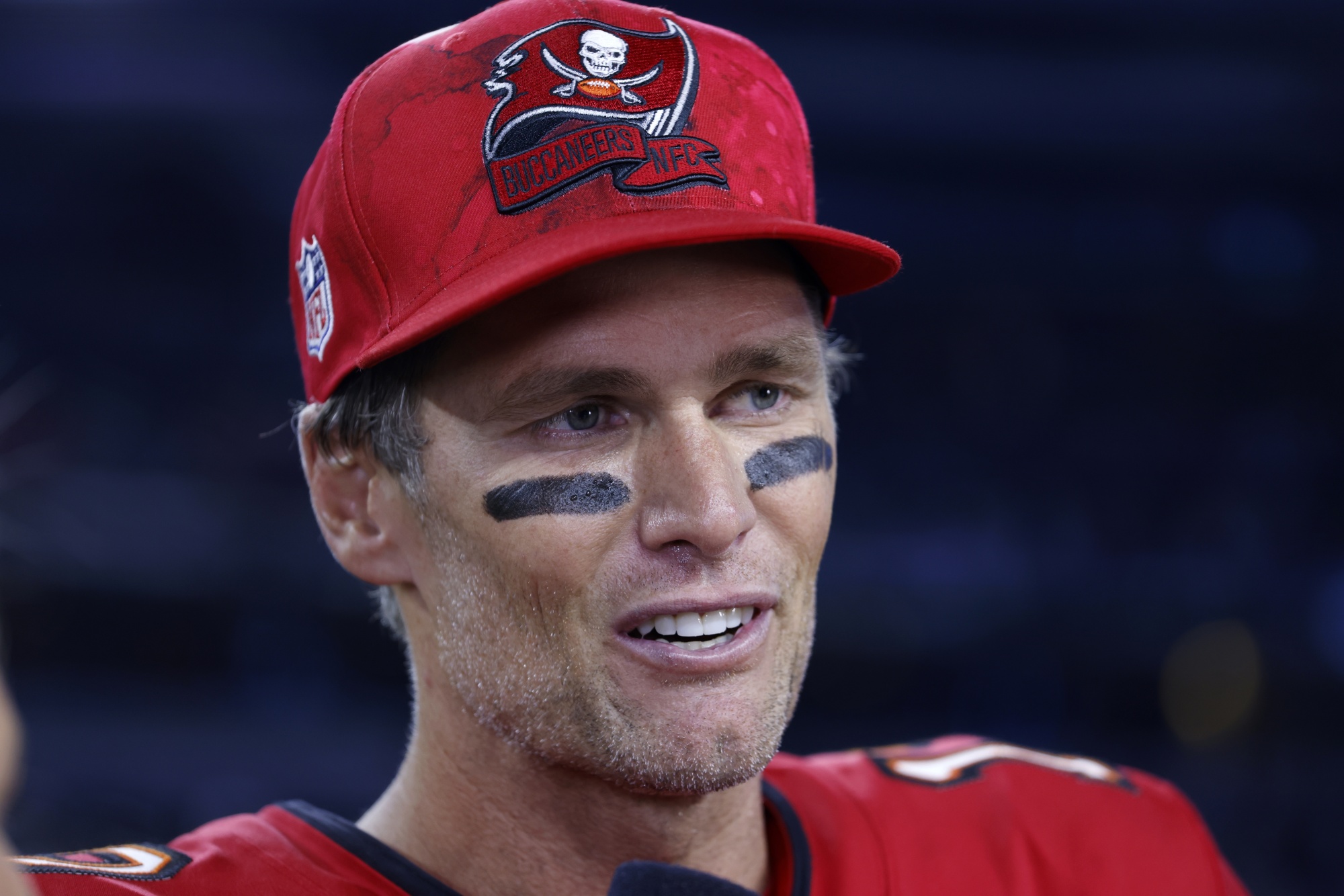 Tom Brady and the Tampa Bay Buccaneers dominate Aaron Rodgers and