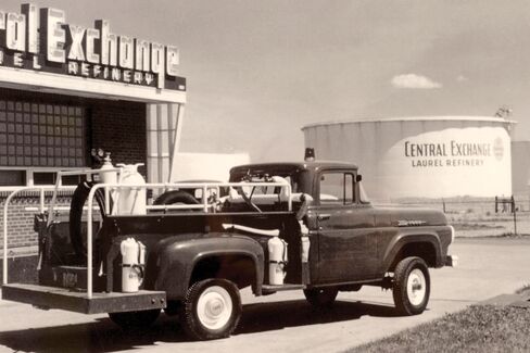 One of the co-op’s fuel refineries in the 1950s.
