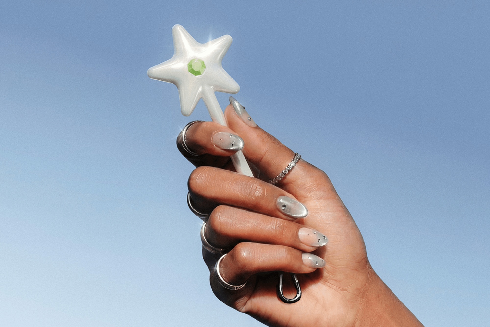 The company’s Cash App business launched a device on Thursday that looks like a tiny sparkly wand, albeit with a chip embedded that allows customers to pay for items at a store the same way they would with a plastic card or mobile phone.