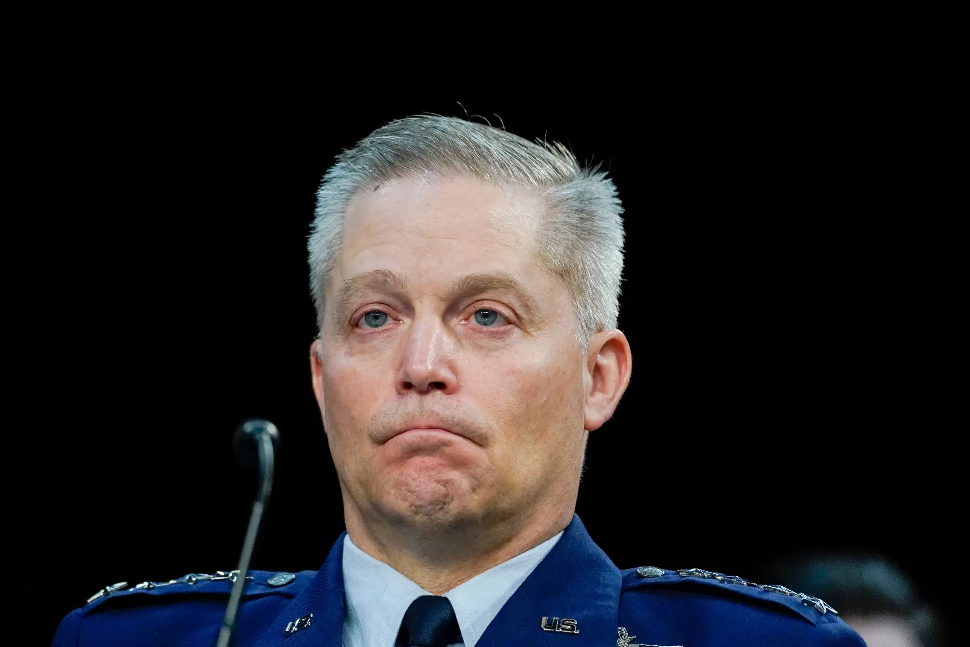 米NSA　国家安全保障局長官（大将）　チャレンジ 米国家安全保障局のホー局長を解任－民主党幹部議員が更迭を非難