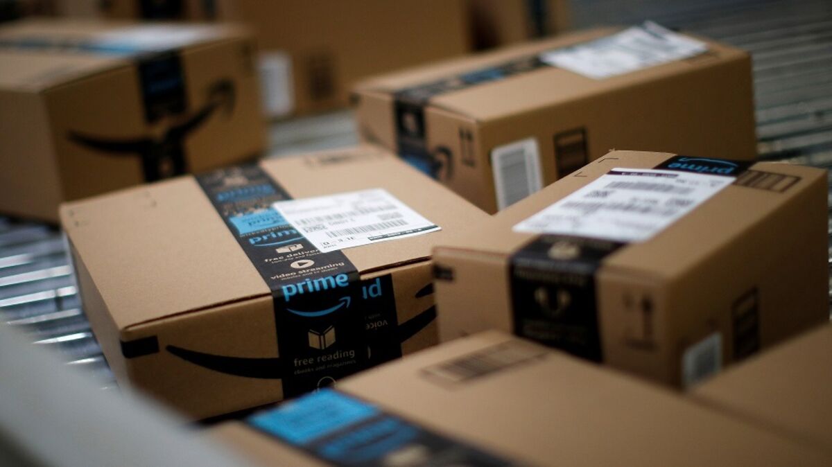 ⚫️ BLOOMBERG: "Analisi di Brent Thill sugli utili e le previsioni di Amazon: profitto operativo tra 15,5 e 20,5 miliardi di dollari"