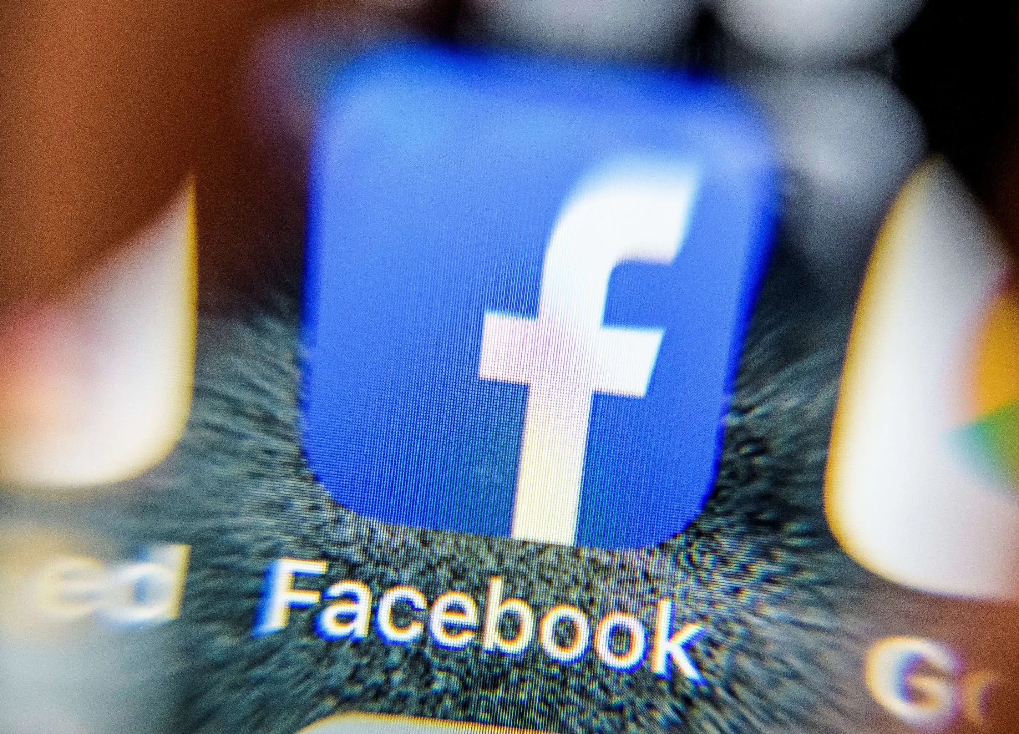 RUSSIA-INTERNET-FACEBOOK