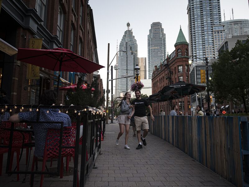 Ontario Eases Virus Restrictions As Vaccinations Gain Traction