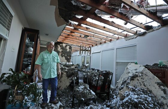 Heavy Rains and a Texas Tornado Knock Out Electricity to 200,000