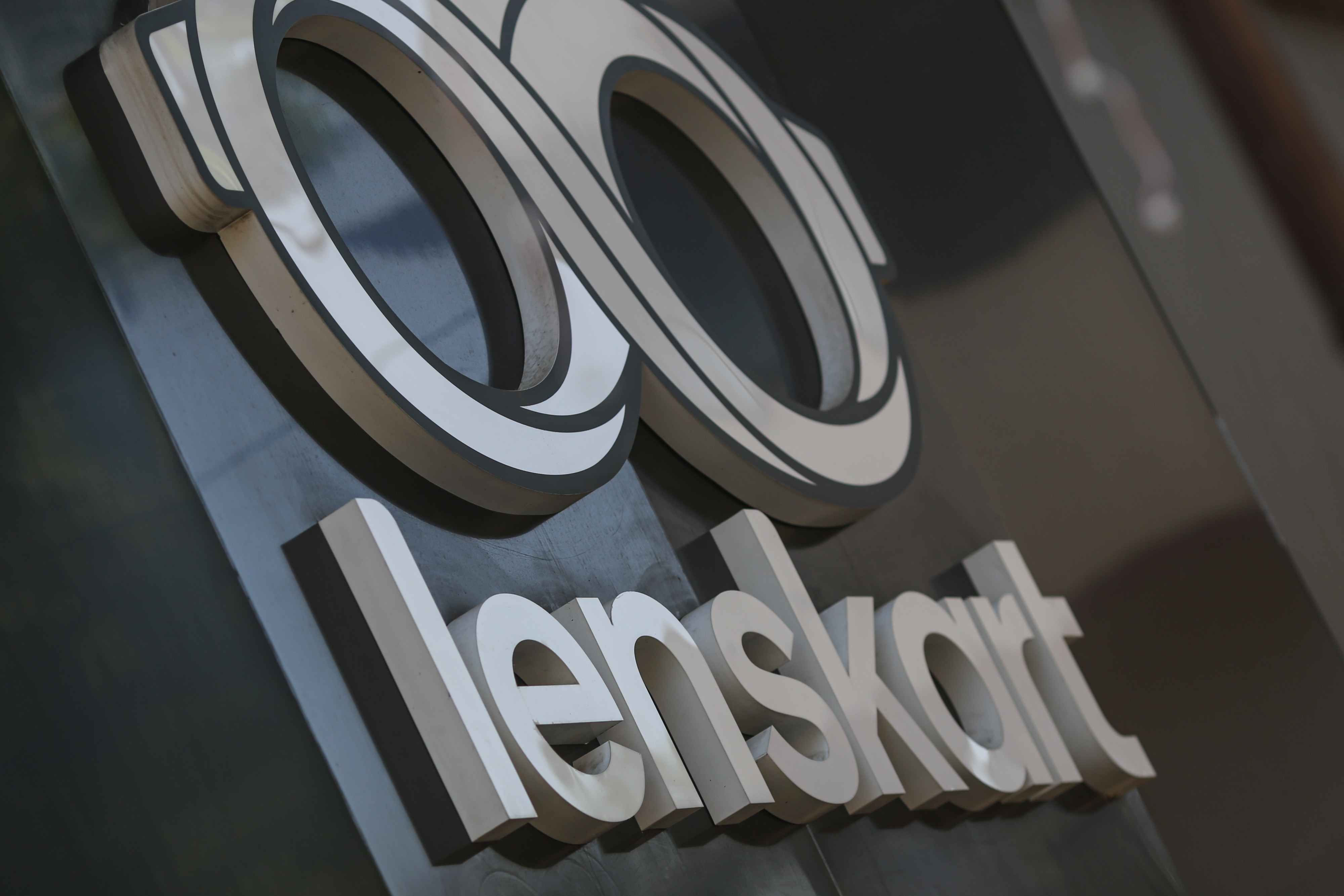 9434:Tokyo 株価 - ソフトバンク - Bloomberg Markets