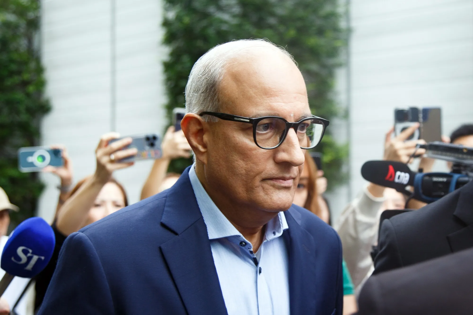 S. Iswaran leaves the Singapore State Courts on Jan. 18.