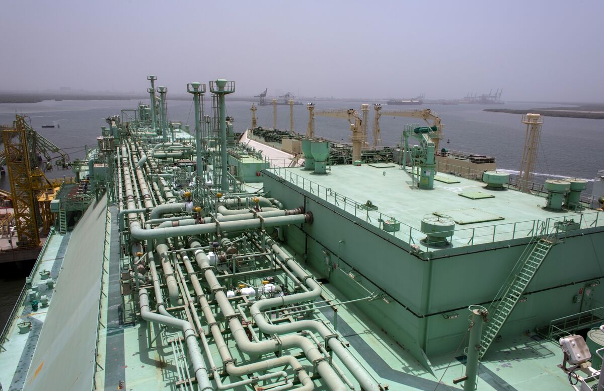 bloomberg.com - Anthony Di Paola - Adnoc Gas Exploring New LNG Export Plant to Avoid Hormuz Strait