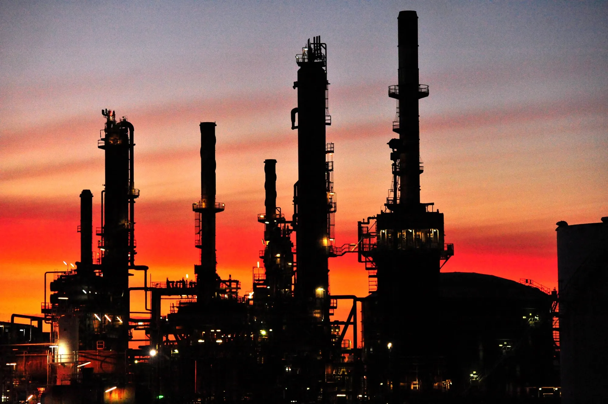 The sun’s setting faster for oil after a bruising week.