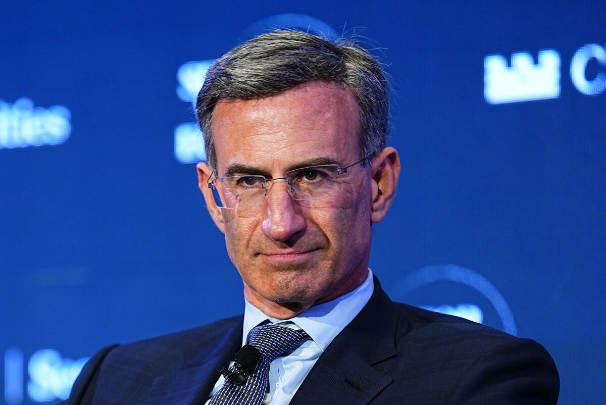 bloomberg.com - Todd Gillespie - Lazard Buys $575 Million Firm to Bolster Private Markets Banking