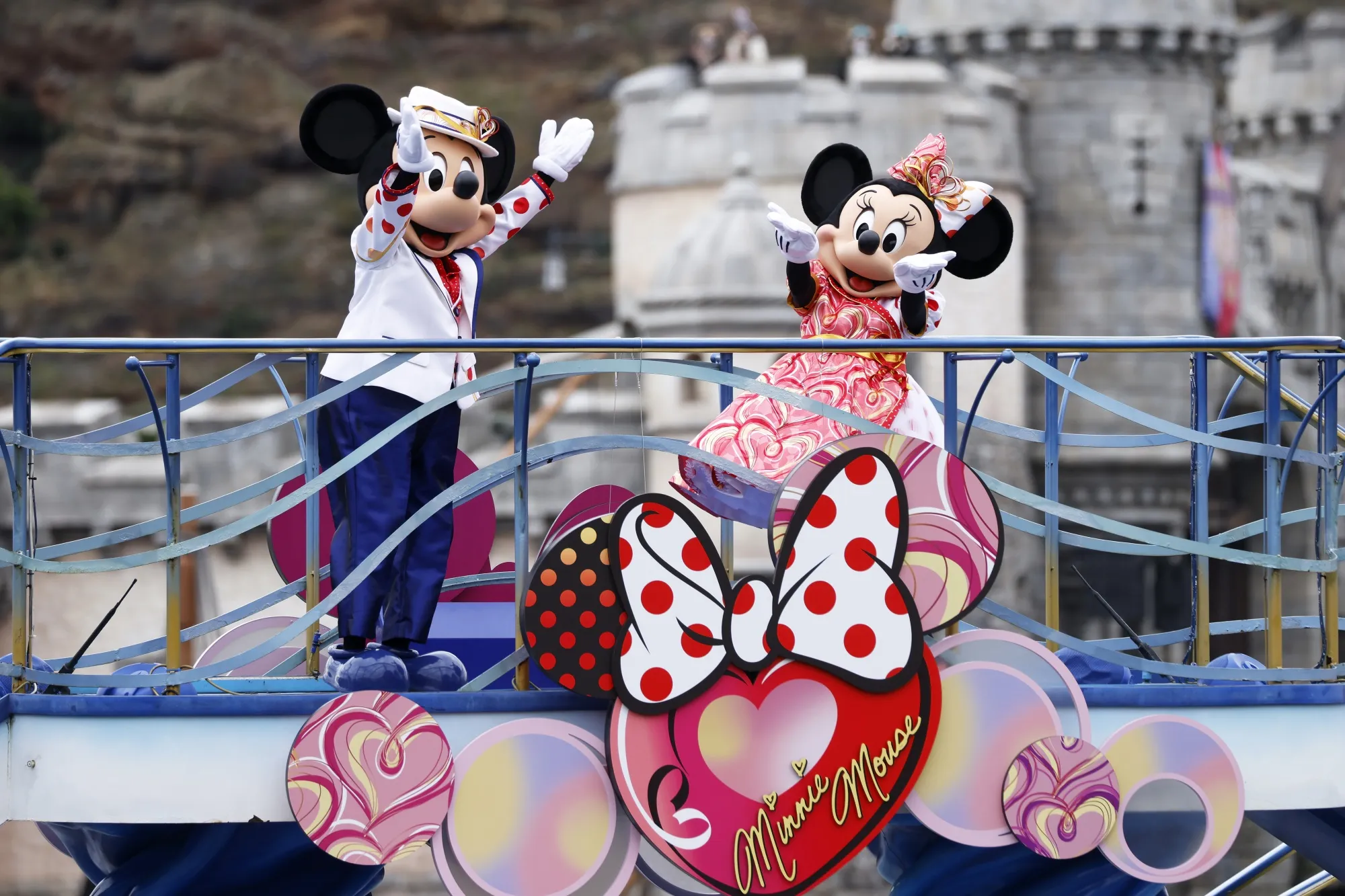 東京ディズニー40周年、資本のねじれが拡大の一途－時価総額は10倍超